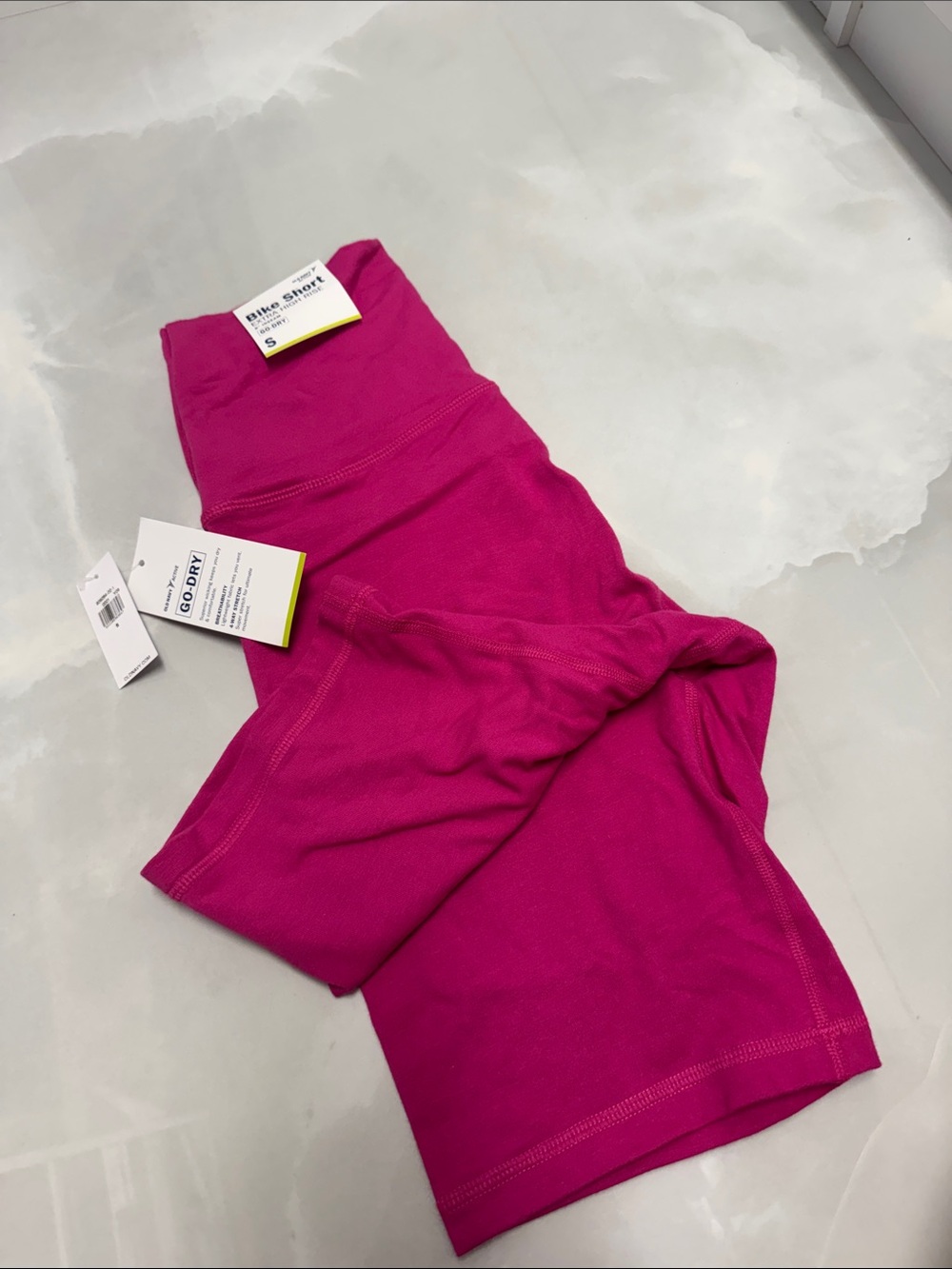 Old Navy Fuchsia Women’s ' Bike Shorts